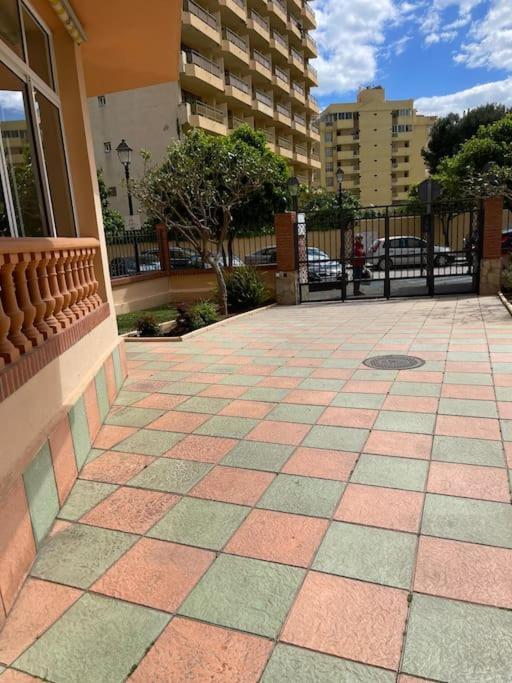 Estudio En Fuengirola Con Vistas Al Mar المظهر الخارجي الصورة