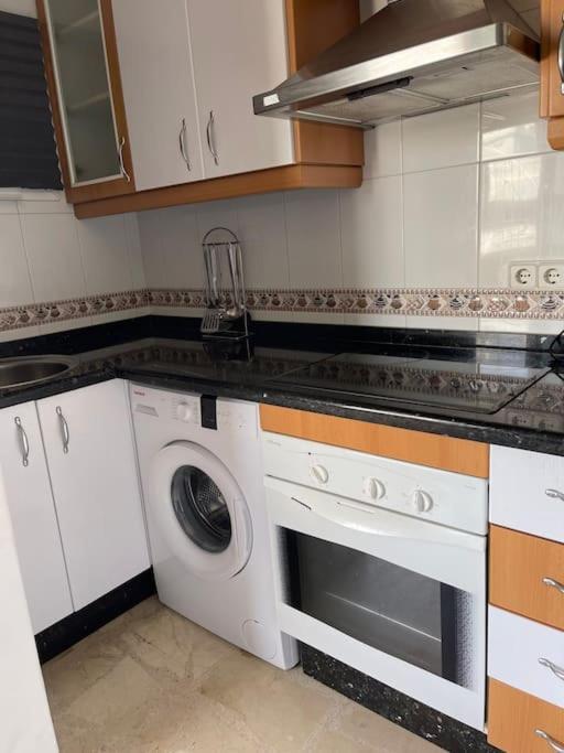 Estudio En Fuengirola Con Vistas Al Mar المظهر الخارجي الصورة